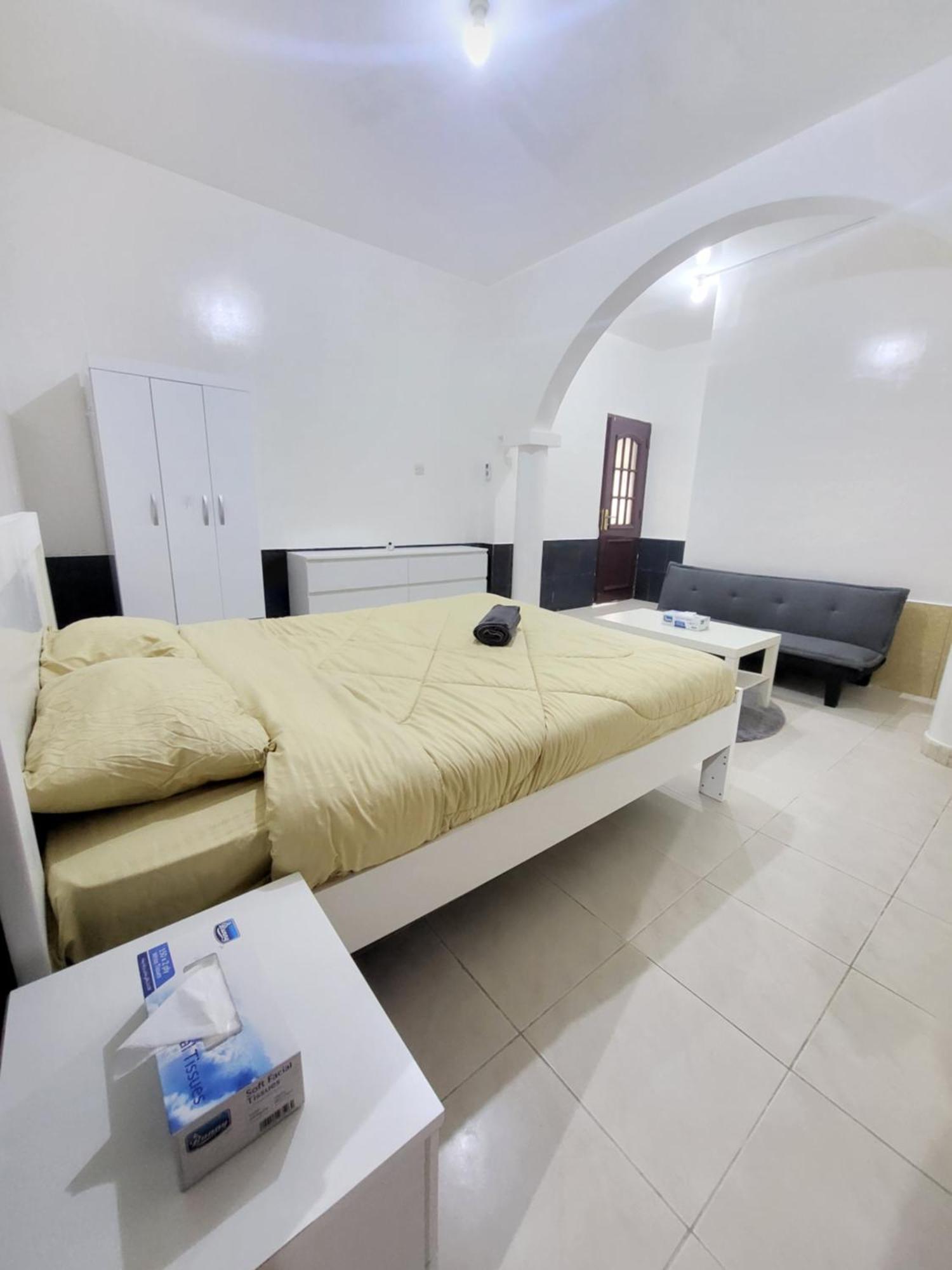 Corniche Full Studio Apartment Abu Dhabi Ngoại thất bức ảnh