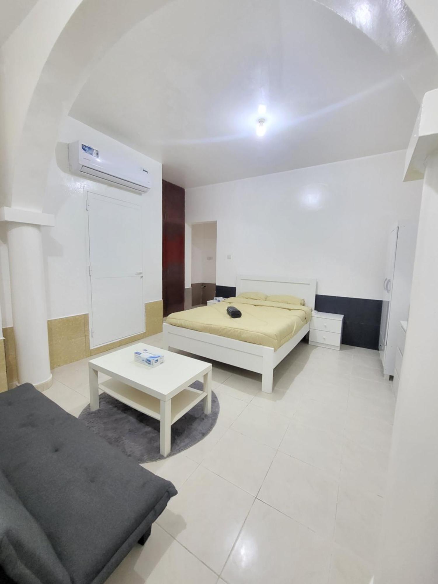 Corniche Full Studio Apartment Abu Dhabi Ngoại thất bức ảnh