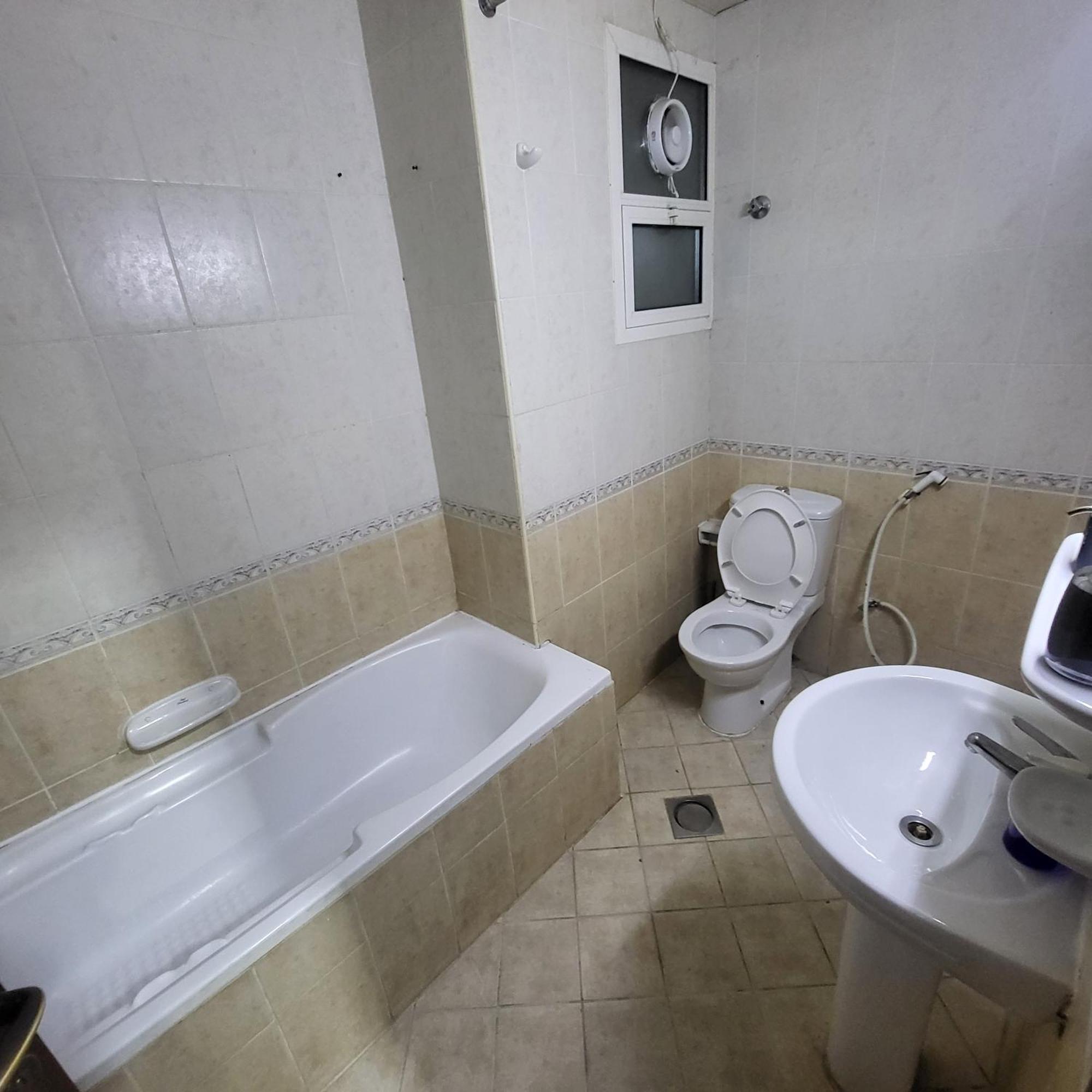 Corniche Full Studio Apartment Abu Dhabi Ngoại thất bức ảnh